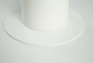 Tavolo in polietilene con piano in laminato