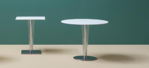 Tavolo moderno per l’arredo bar modello Krystal