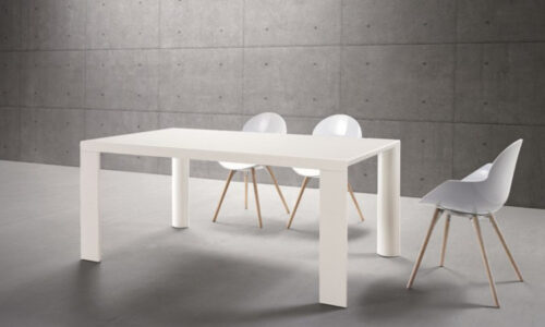 Tavolo in legno massello modello Trendsetter