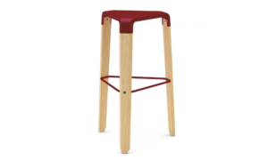Sgabello in legno massello Picapau Stool