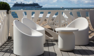 Poltroncina lounge modello Bay, per l'indoor e l'outdoor