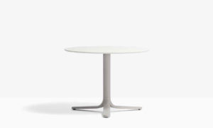 Tavolo bar con base centrale modello Fluxo