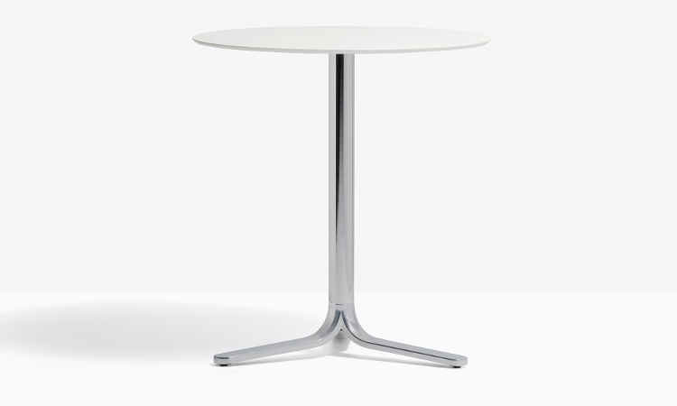 Tavolo bar con base centrale modello Fluxo