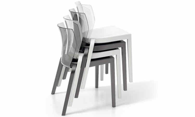 Sedia dal design moderno per l’indoor e l’outdoor, modello BI