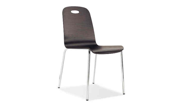 Sedia impilabile per l’arredo ristorante modello Trend