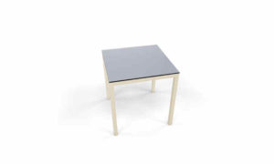 Tavolo moderno da esterno modello Claro