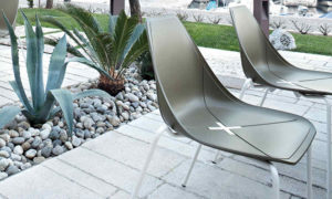 Sedia X Chair per ambienti interni ed esterni