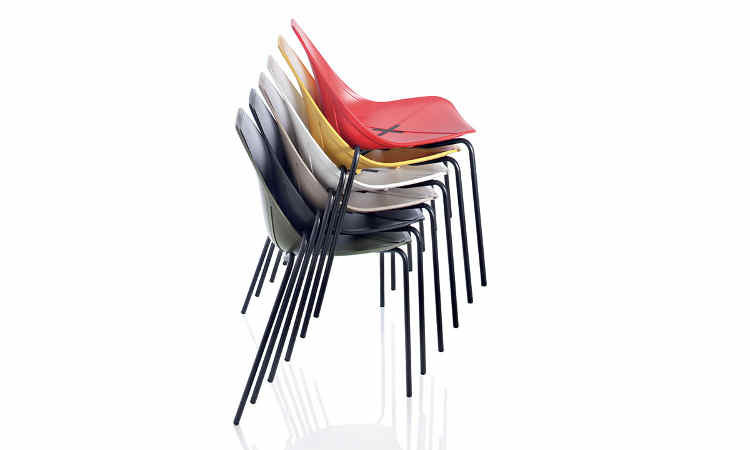 Sedia X Chair per ambienti interni ed esterni