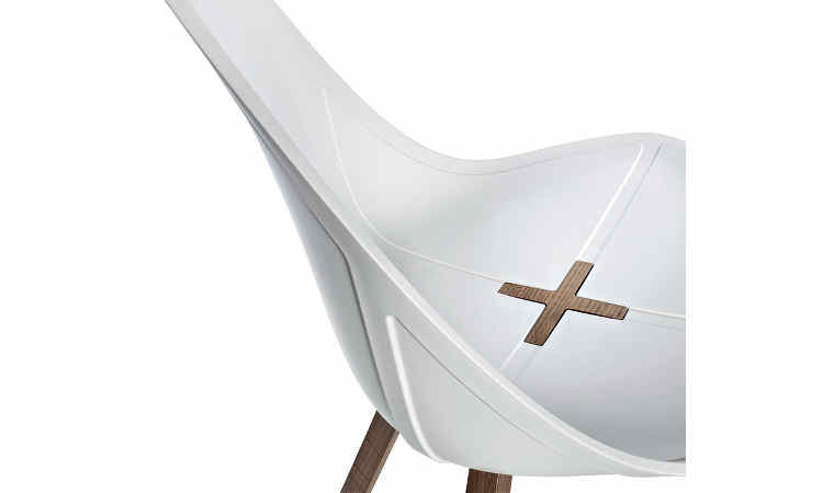 Sedia X Chair per ambienti interni ed esterni