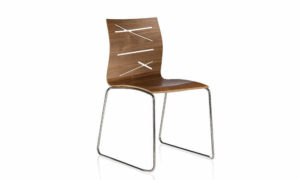 Todd, sedia moderna, impilabile a 4 gambe o a slitta