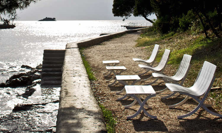 Barceloneta, poltrona moderna per l'arredo indoor e outdoor