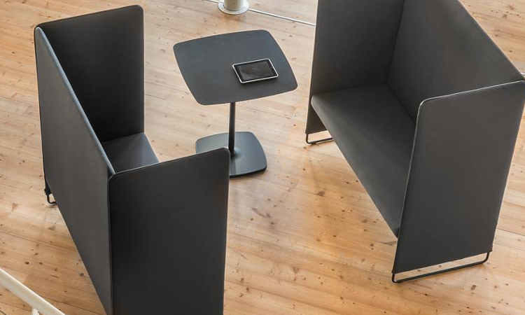 Stylus, tavolo per interni con piedini regolabili