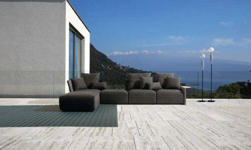 Begin, divano modulare per l’arredo outdoor