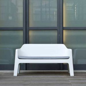 Plus, divano moderno due posti per l'arredo giardino