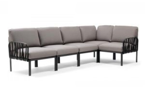 Komodo 5, divano modulare per l'arredo outdoor