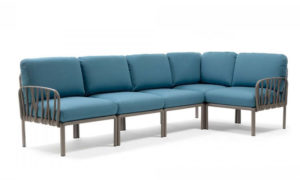 Komodo 5, divano modulare per l'arredo outdoor
