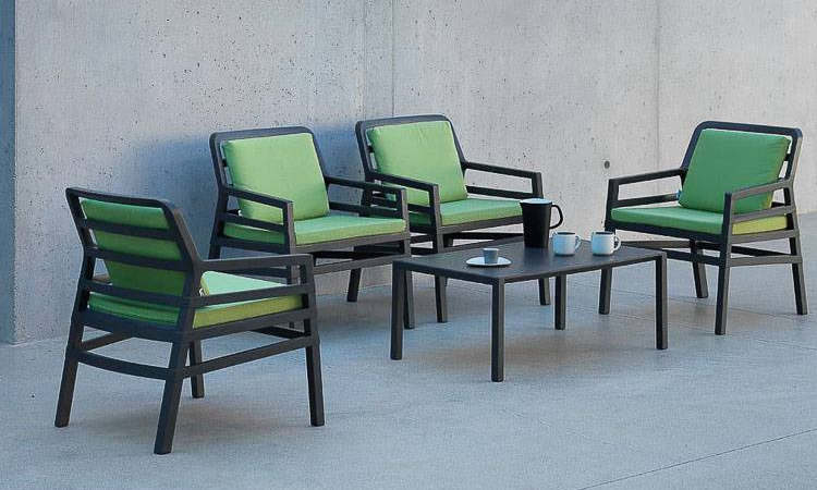 Aria, poltrona da esterno per l'arredo giardino