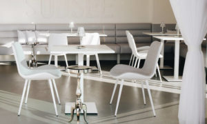 Dalia, sedia ristorante imbottita per ambienti interni