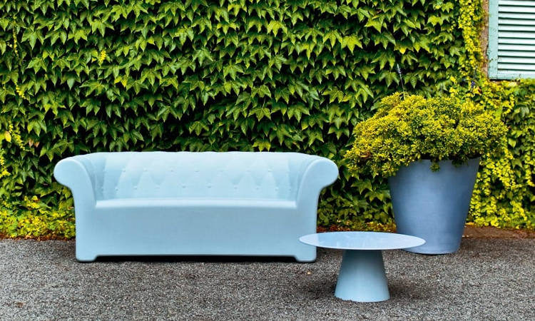 Sirchester, divano luminoso per l'arredo indoor e outdoor