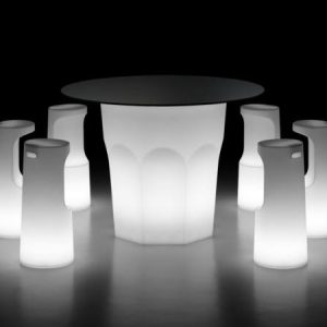 Fura, sgabello luminoso per l'arredo bar