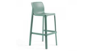 Net, sgabello moderno per l'arredo indoor e outdoor impilabile