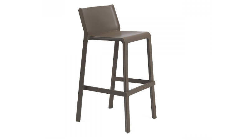 Trill, sgabello moderno per l’outdoor, impilabile