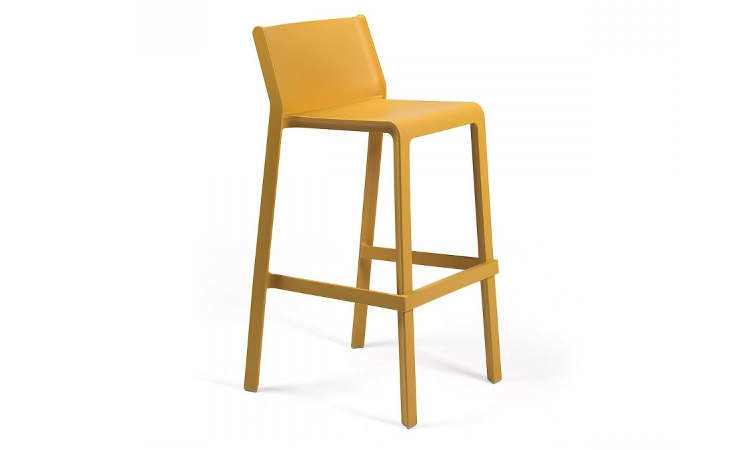 Trill, sgabello moderno per l’outdoor, impilabile