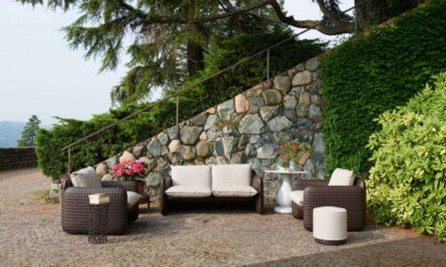 Mara, poltrona lounge per l'arredo indoor e outdoor