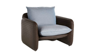 Mara, poltrona lounge per l'arredo indoor e outdoor