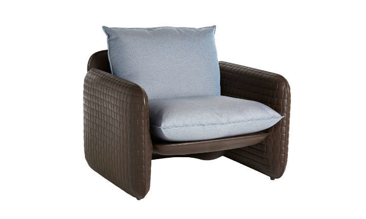 Mara, poltrona lounge per l'arredo indoor e outdoor