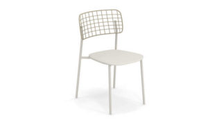 Lyze, sedia impilabile per l'arredo outdoor