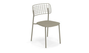 Lyze, sedia impilabile per l'arredo outdoor