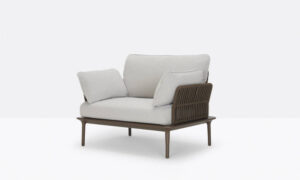 Reva, poltrona lounge per l'arredo indoor e outdoor