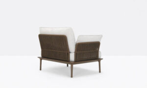 Reva, poltrona lounge per l'arredo indoor e outdoor