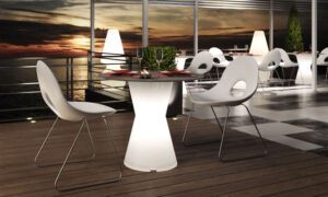 Gamba Dot, tavolo luminoso per l'arredo indoor e outdoor 