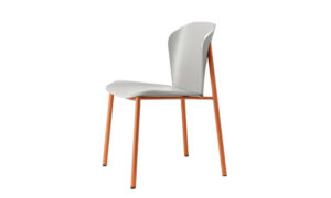 Finn Metal Wood, sedia contract per spazi interni