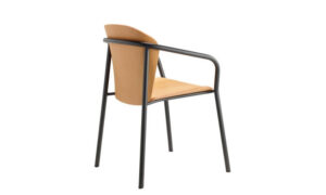 Finn Metal Wood, sedia contract per spazi interni
