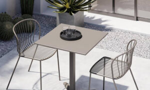 Amitha, sedia outdoor con o senza braccioli