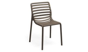Doga, sedia impilabile per l'arredo outdoor