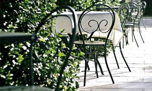 Mimmo, sedia con o senza braccioli per l'arredo outdoor