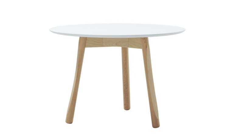 Marnie, tavolo moderno per l'arredo outdoor