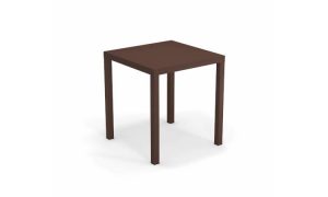 Nova, tavolo ristorante per l'arredo indoor e outdoor