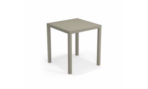 Nova, tavolo ristorante per l'arredo indoor e outdoor