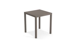 Nova, tavolo ristorante per l'arredo indoor e outdoor