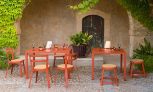 Nova, tavolo ristorante per l'arredo indoor e outdoor