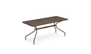 Cambi, tavolo classico per l'arredo outdoor