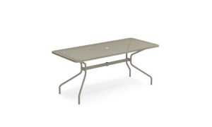 Cambi, tavolo classico per l'arredo outdoor