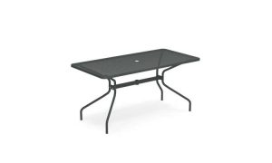 Cambi, tavolo classico per l'arredo outdoor