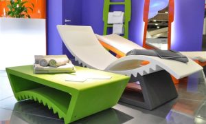 Tac, tavolo basso moderno per l'arredo indoor e outdoor