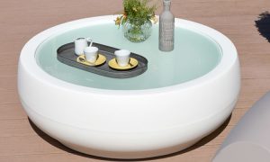 Chubby, tavolo basso moderno per l'arredo outdoor